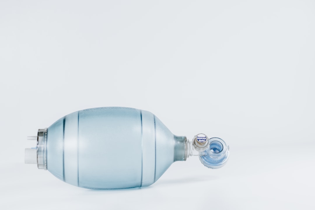 Hidratación y Bienestar Mental: La Ciencia detrás de los Electrolitos y su Impacto en la Concentración y el Ánimo